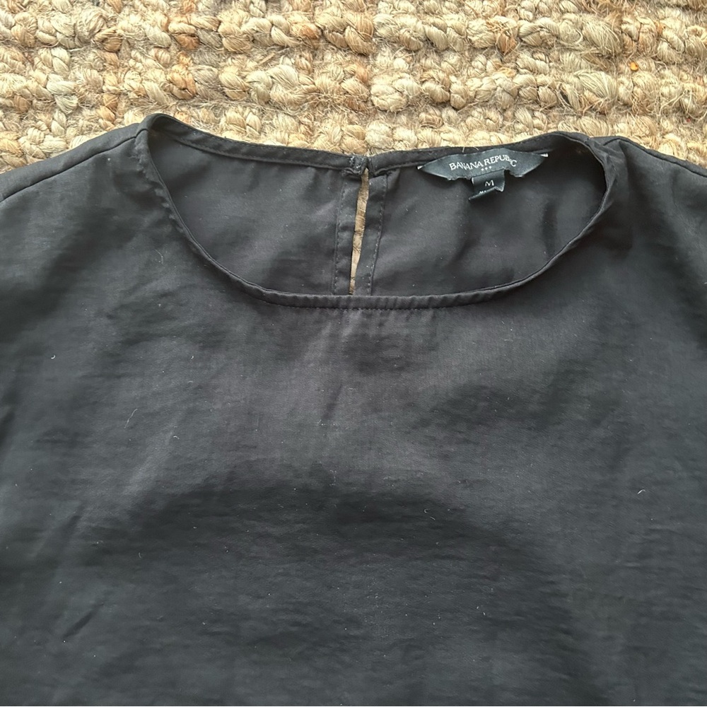 Banana Republic Black Short Sleeve Top - Picture 3 of 7